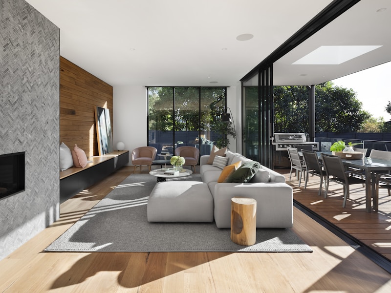 Modern Lakeside Villa - Photo 3