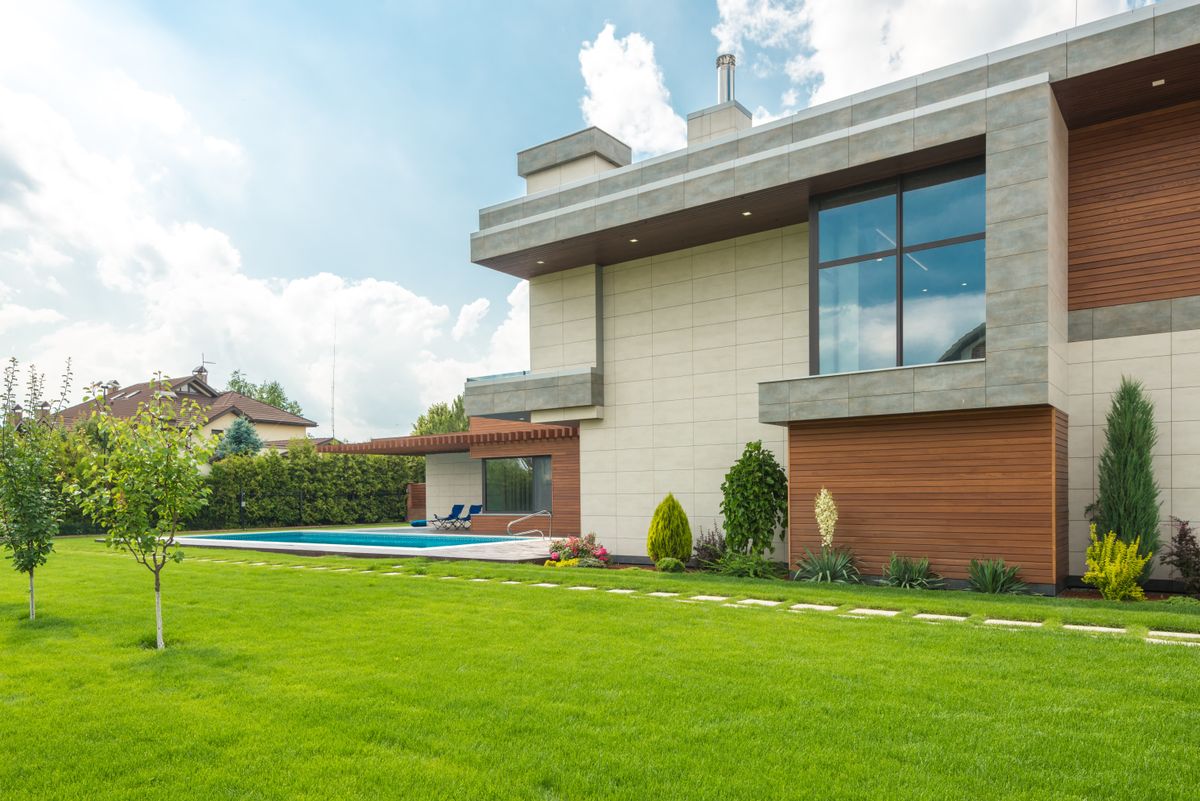 Contemporary Bungalow Residence
